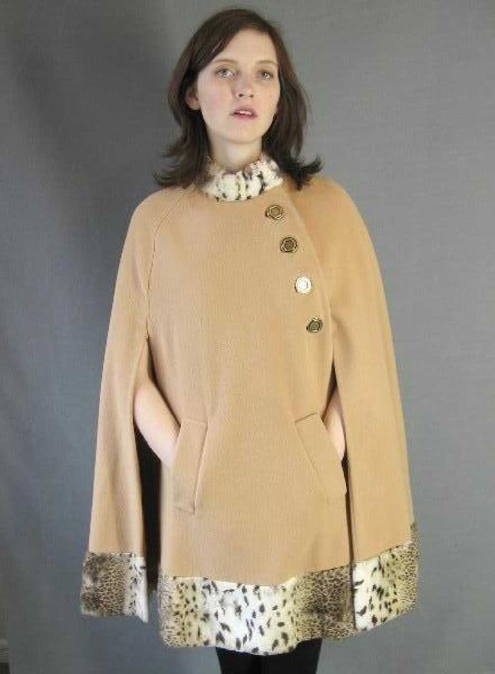 60s Cape 70s Vintage Mod Faux Cheetah Trim Camel … - image 8