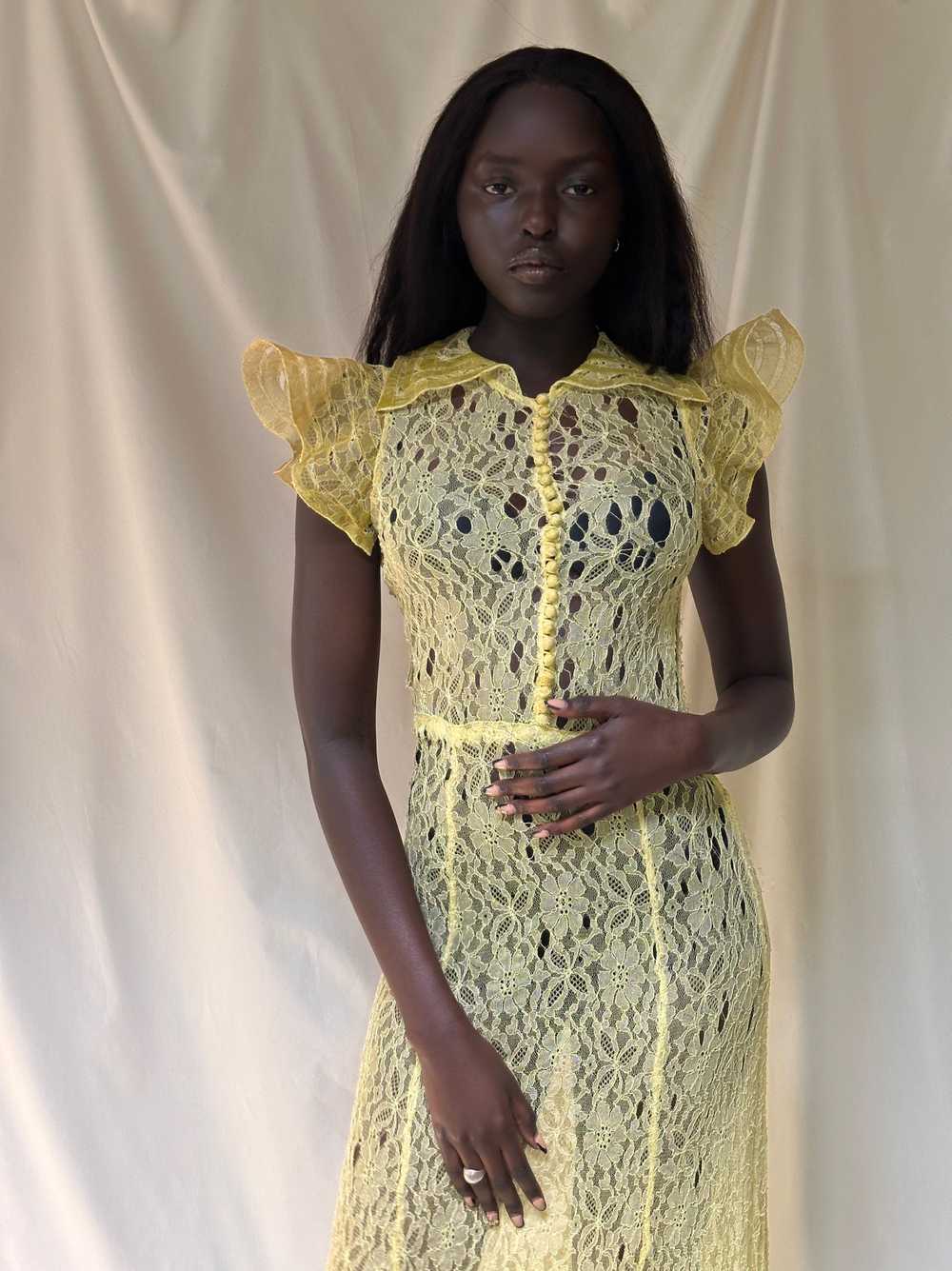 Vintage 1930’s Thrashed Lace Yellow Dress - image 4