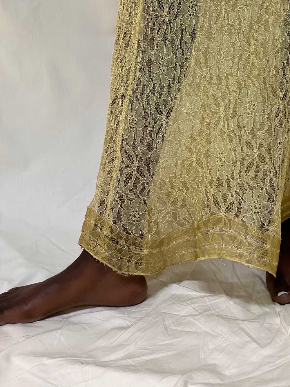 Vintage 1930’s Thrashed Lace Yellow Dress - image 9