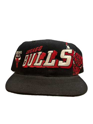 Bulls Grid SnapBack