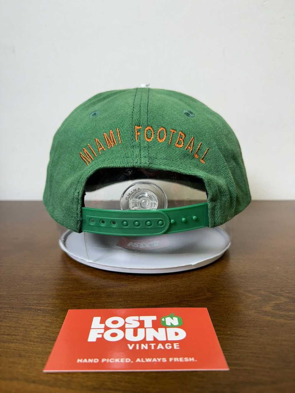 Nike × Vintage ‘90s Vintage Nike NCAA Miami Hurri… - image 4