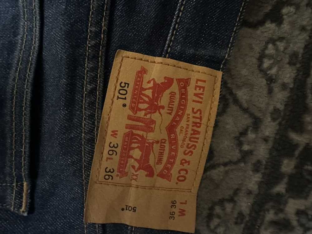 Levi's levi's 501's, dark denim, 36x36 - image 3