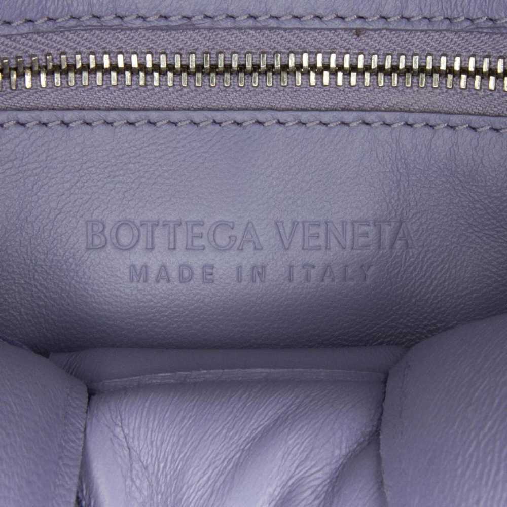 Bottega Veneta Cassette leather crossbody bag - image 7