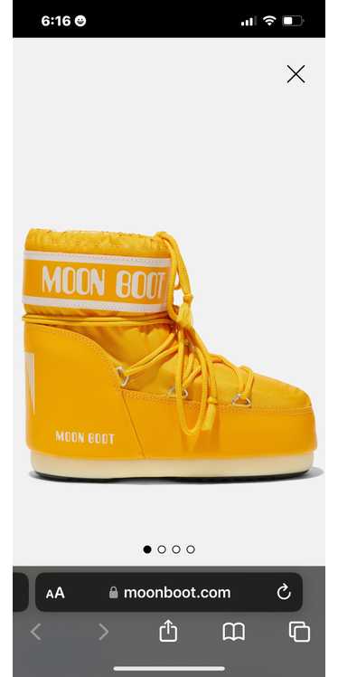 Moon Boot ICON LOW YELLOW NYLON BOOTS