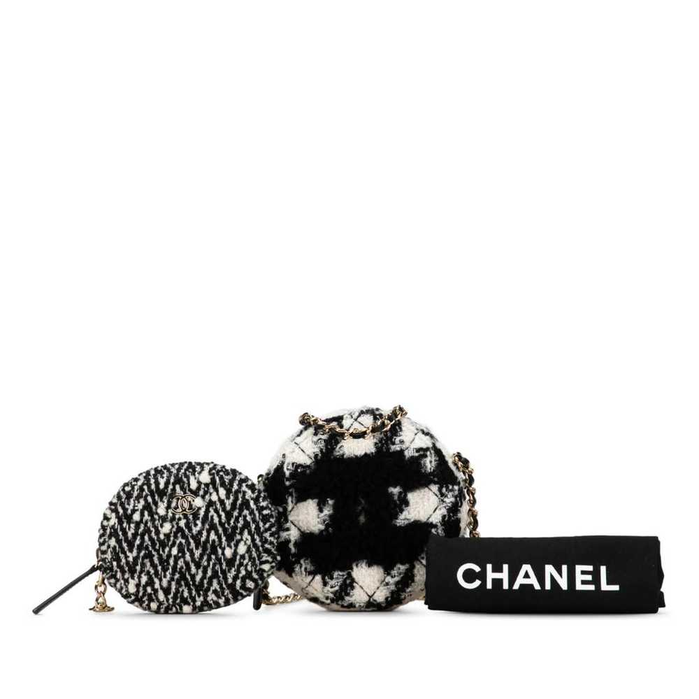 Chanel Leather crossbody bag - image 11