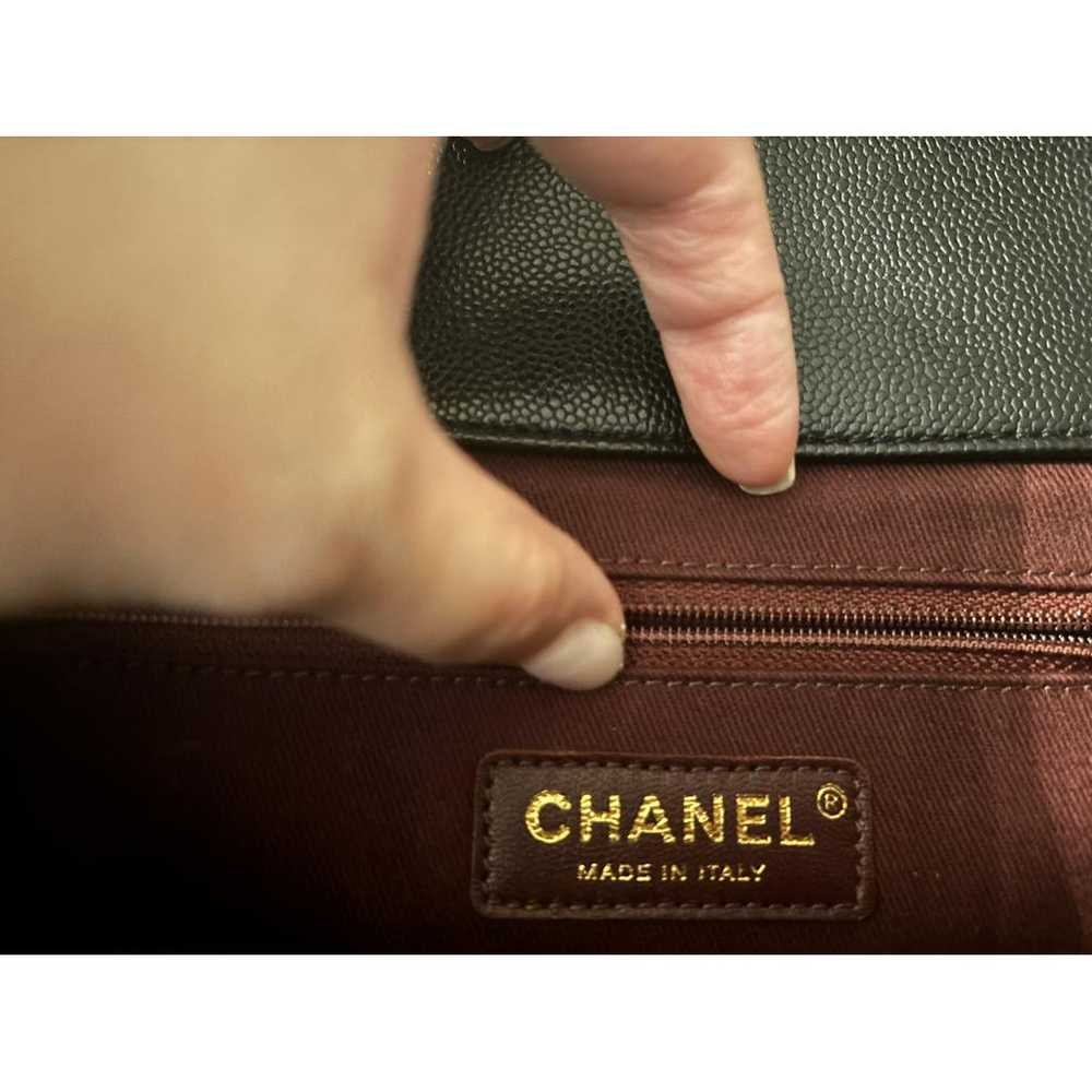 Chanel Business Affinity leather bag - image 6