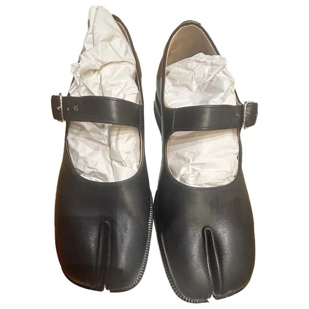 Maison Martin Margiela Tabi leather flats - image 1