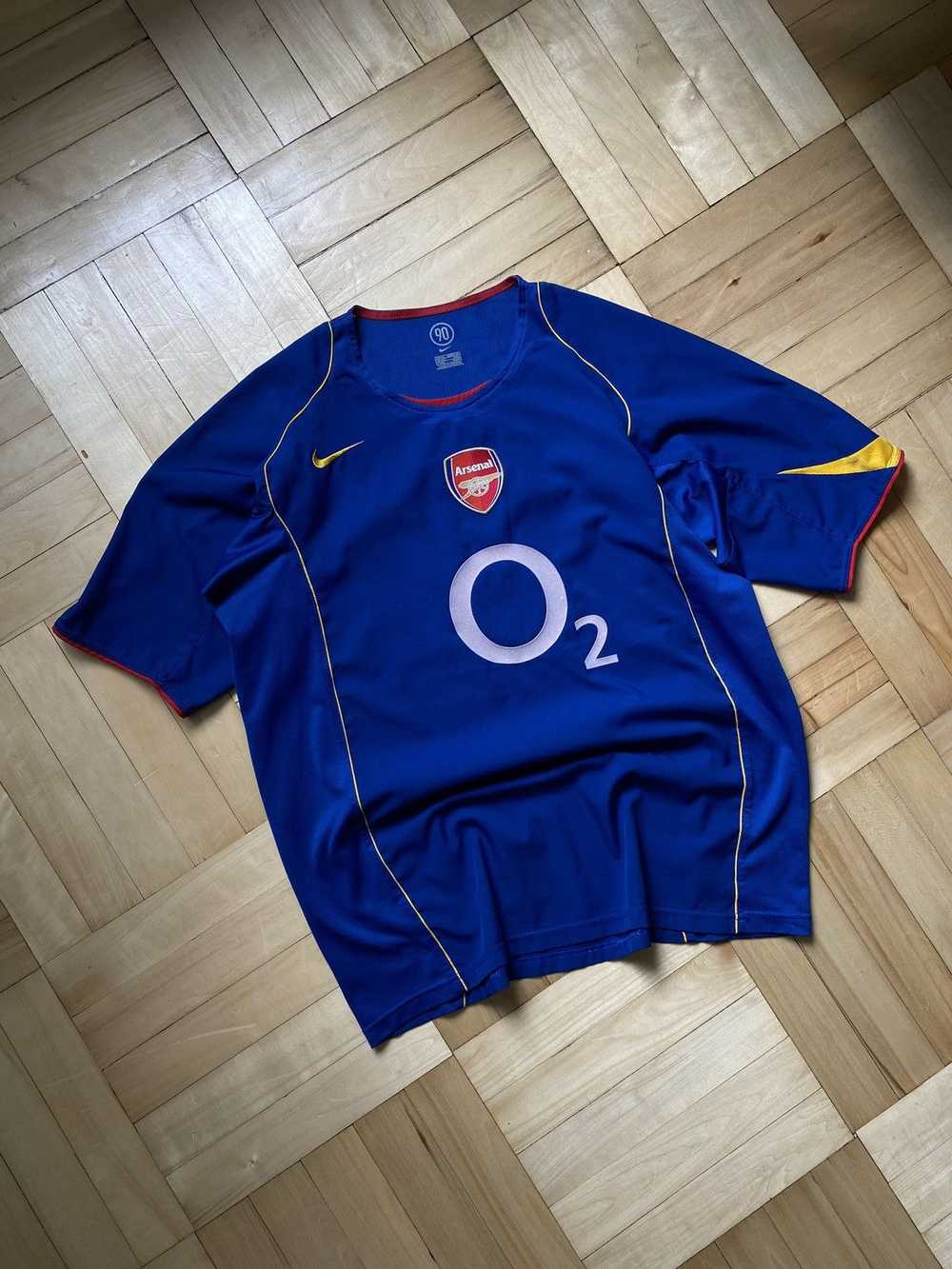 Nike × Soccer Jersey × Vintage Nike Arsenal O2 So… - image 1