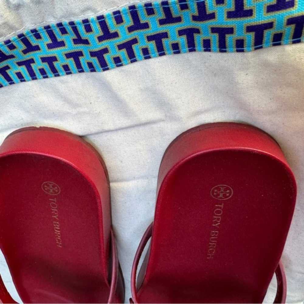 Tory Burch Leather flip flops - image 6