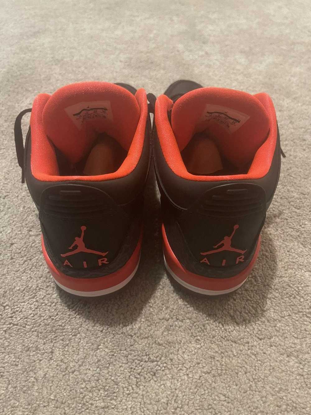Jordan Brand × Nike Jordan 3 Crimson - image 5