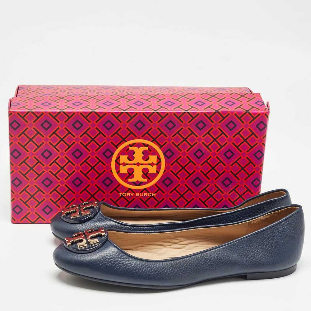 Tory Burch Leather flats - image 7