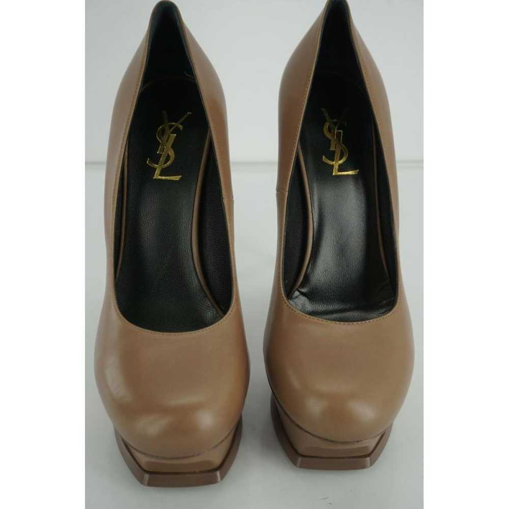 Yves Saint Laurent Trib Too patent leather heels - image 4