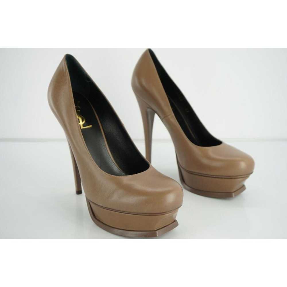 Yves Saint Laurent Trib Too patent leather heels - image 6