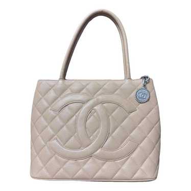 Chanel Médaillon leather handbag - image 1