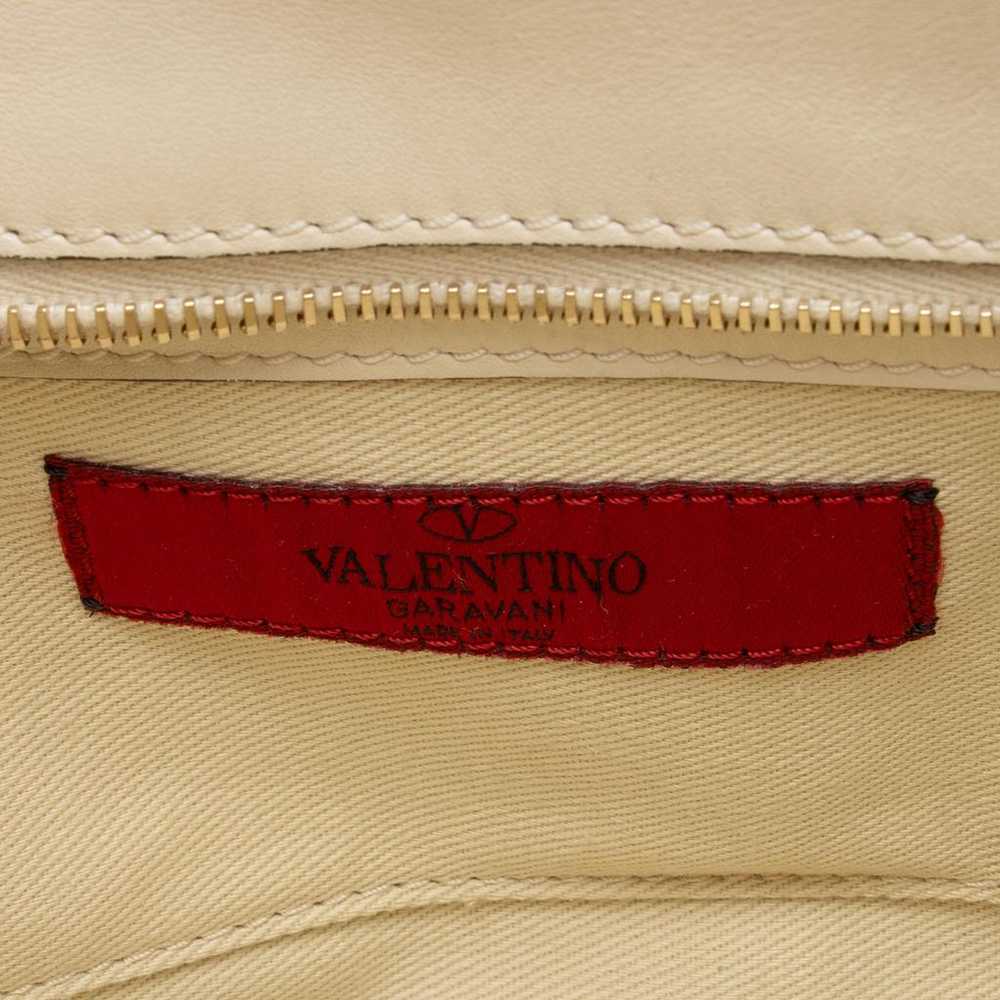 Valentino Garavani Rockstud leather tote - image 7