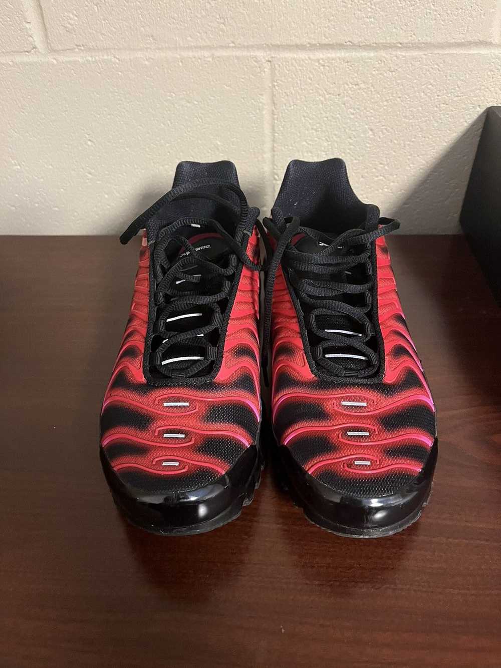 Nike × Supreme Supreme x Nike Air Max Plus TN - image 5