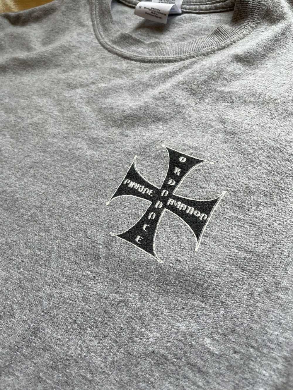 Gildan × Vintage Vintage Iron Cross Iyaoyas Skull… - image 2