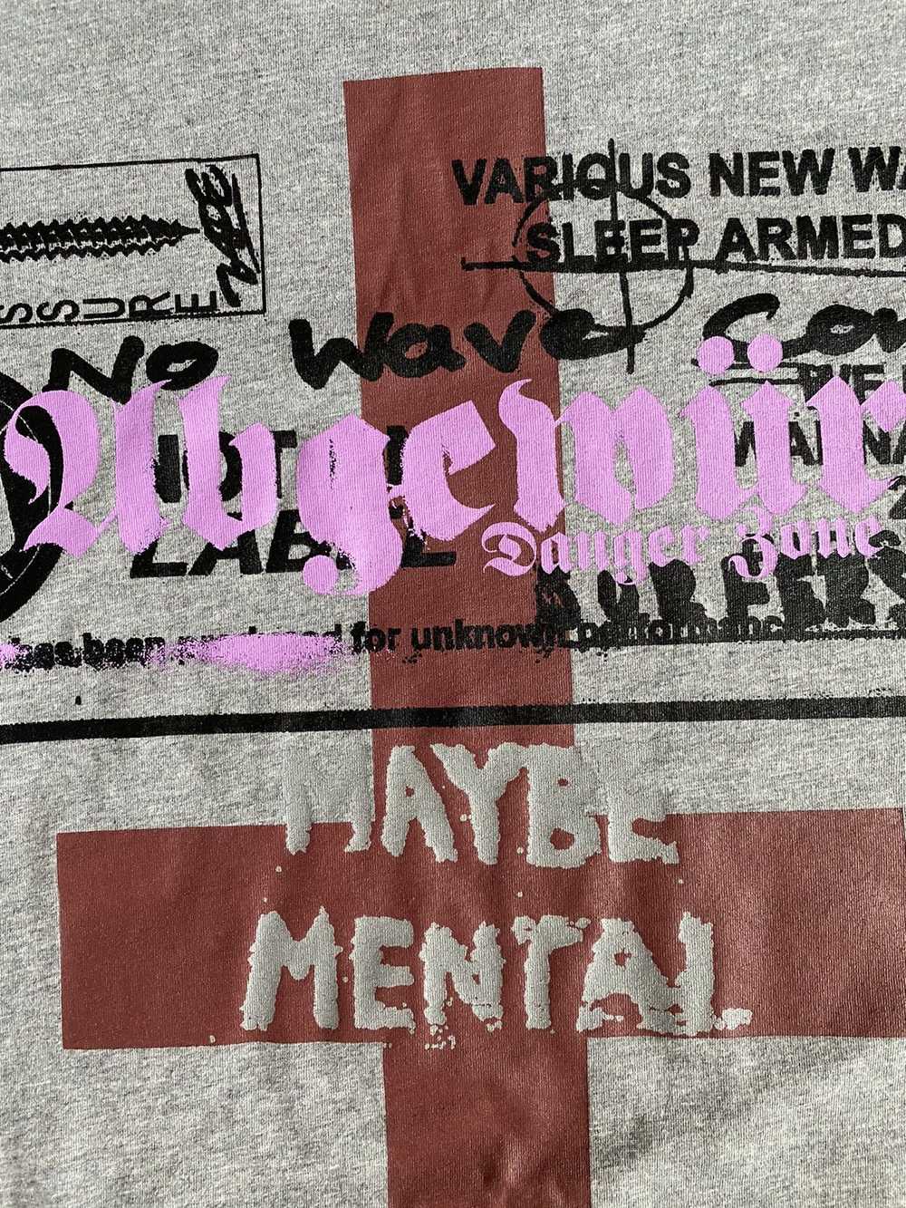 Vetements Vetements Maybe Mental Graphic Tee - image 6