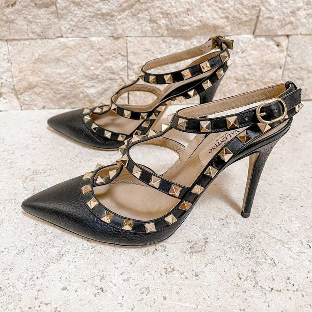 Valentino Garavani Rockstud leather heels - image 5