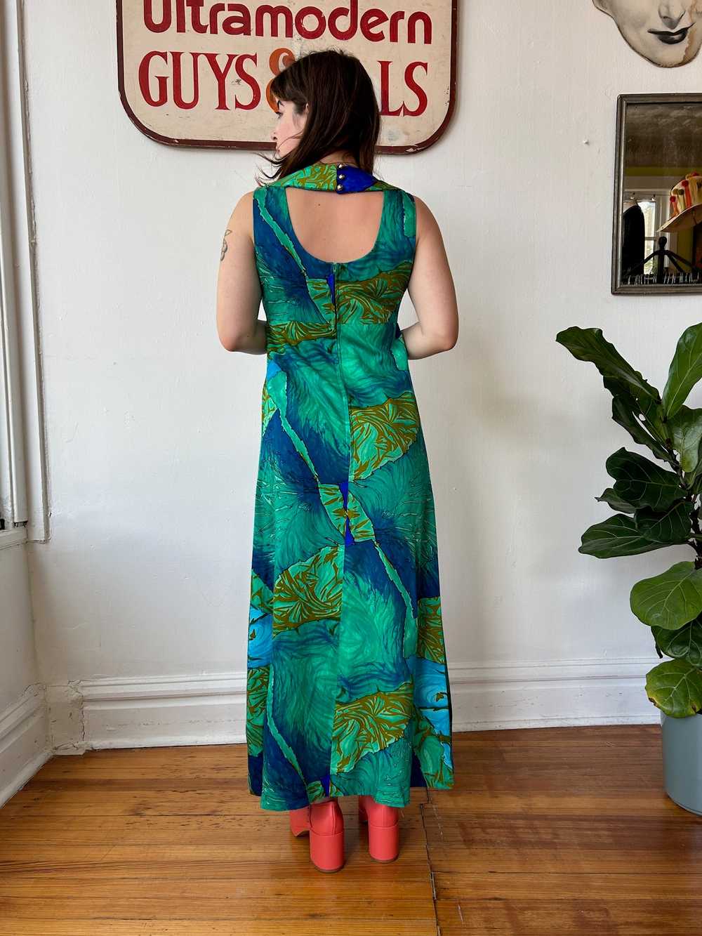 Hawaiian Dress - image 4