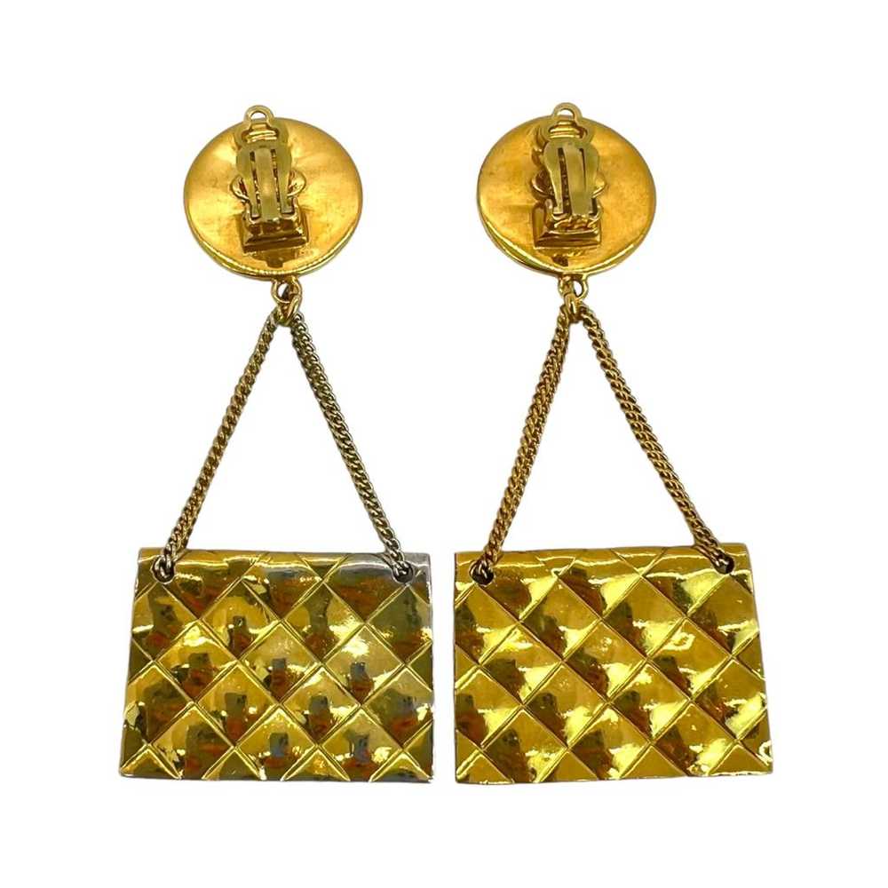 Chanel Matelassé earrings - image 2