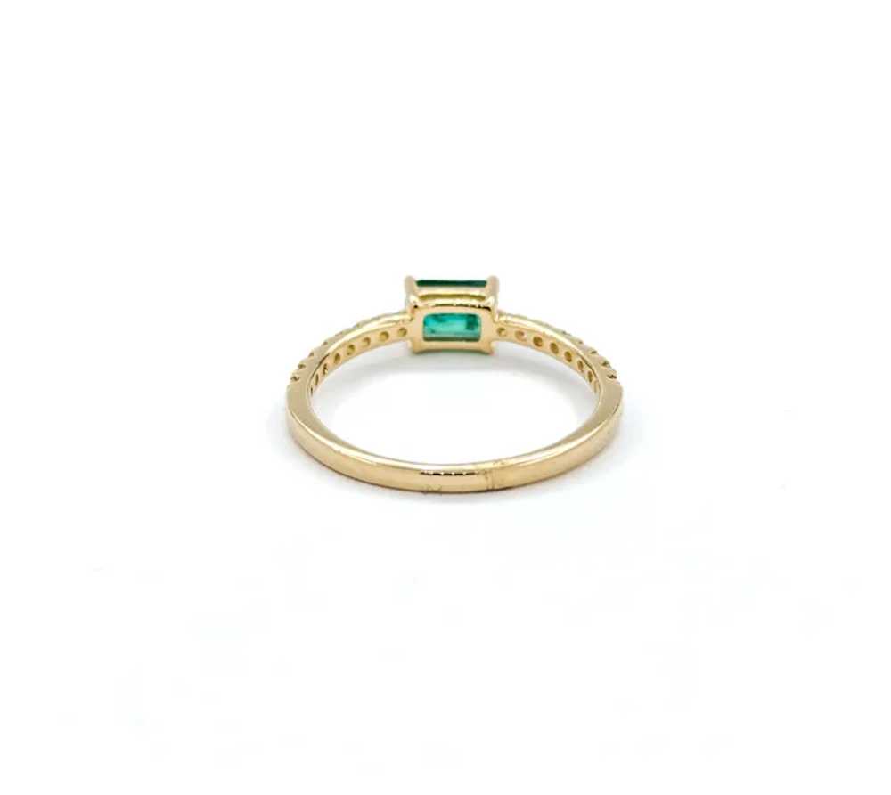 East/West Set Emerald & Diamond Ring in Yellow Go… - image 8