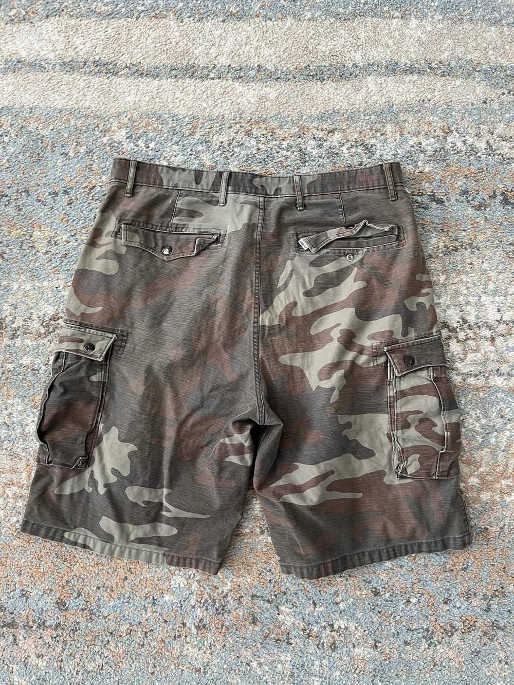 Levi's VTG Levi's Camo Cargo Shorts Size 40 Faded… - image 7