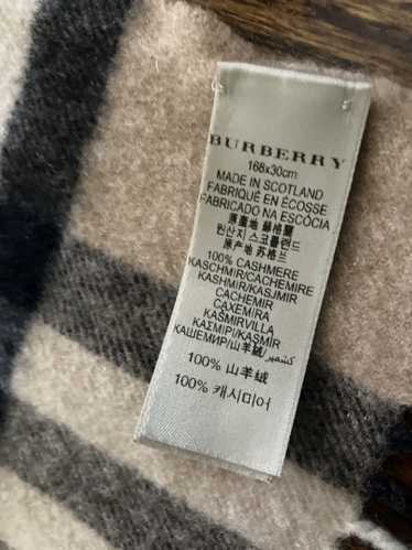 Burberry Burberry scarf 100% cashmere