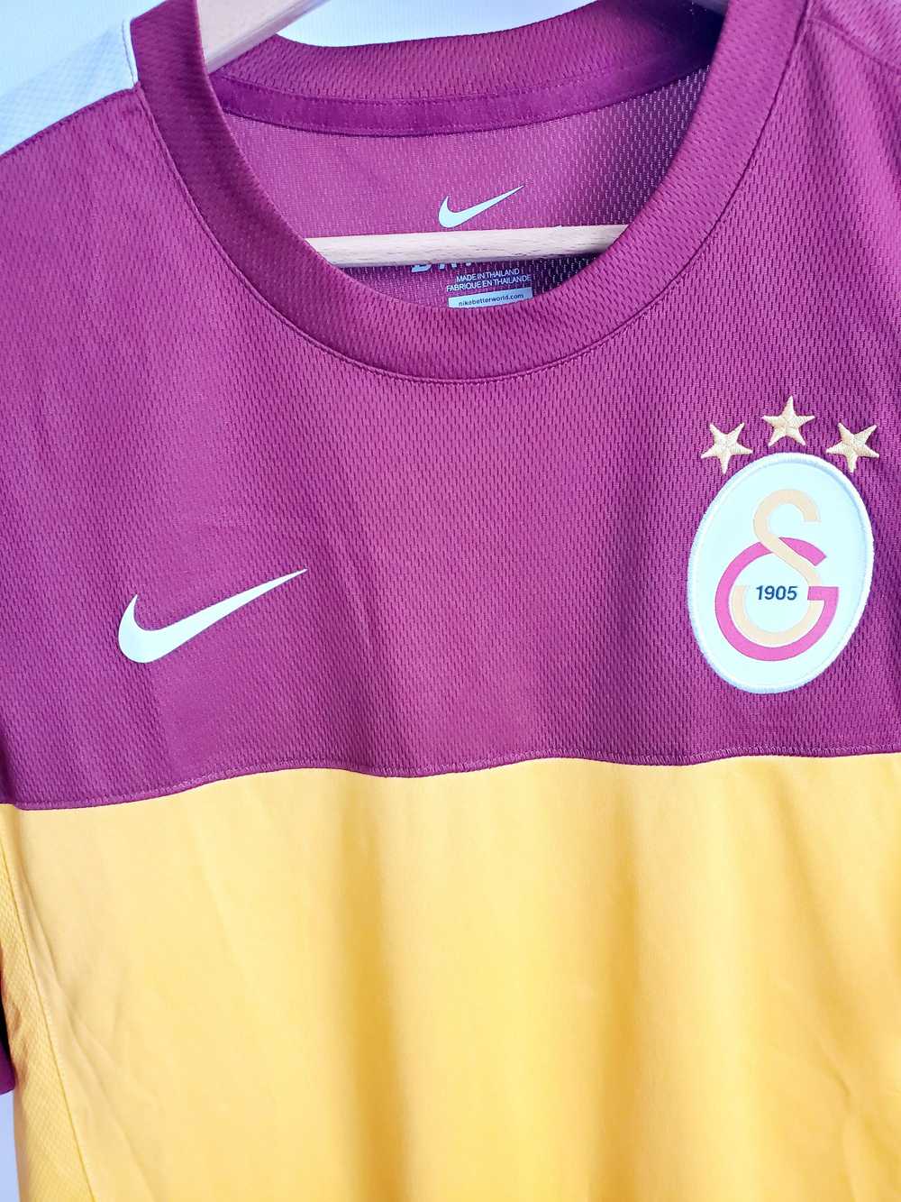 Soccer Jersey Nike Galatasaray 2018-19 Prematch T… - image 2