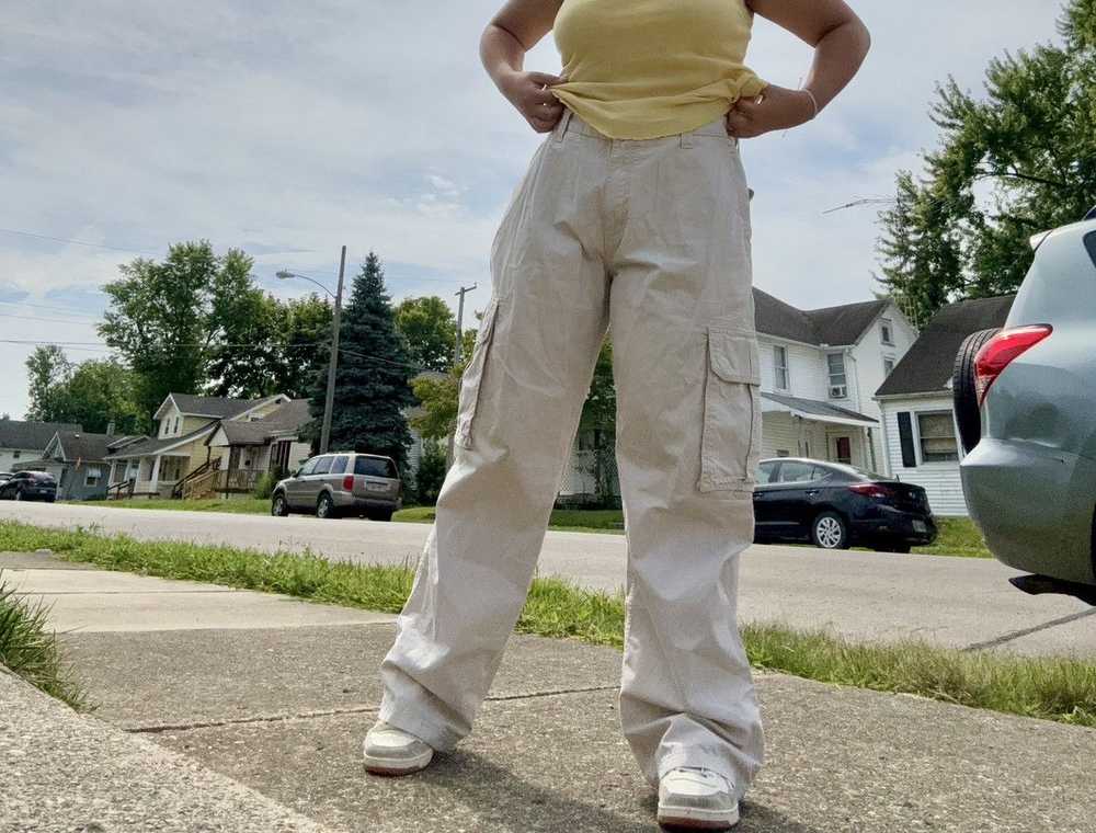 Old Navy Large cargo pants - image 3