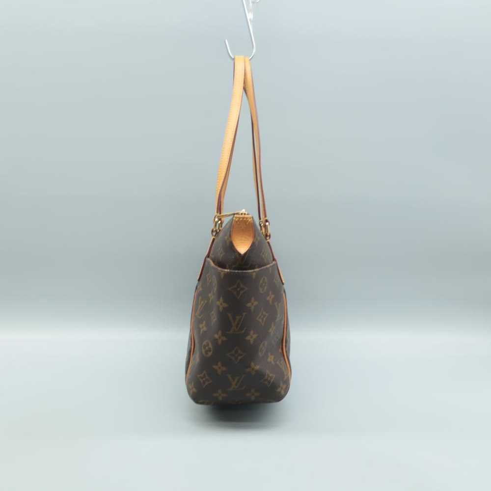 Louis Vuitton Totally leather handbag - image 3