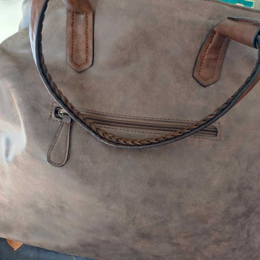 Non Signé / Unsigned Vegan leather tote - image 6