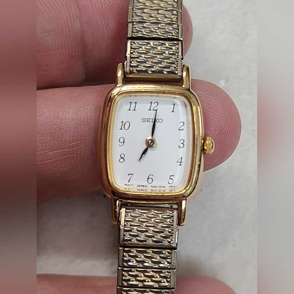 Seiko Vintage Seiko Women's Gold Tone Watch 1N00-… - image 1