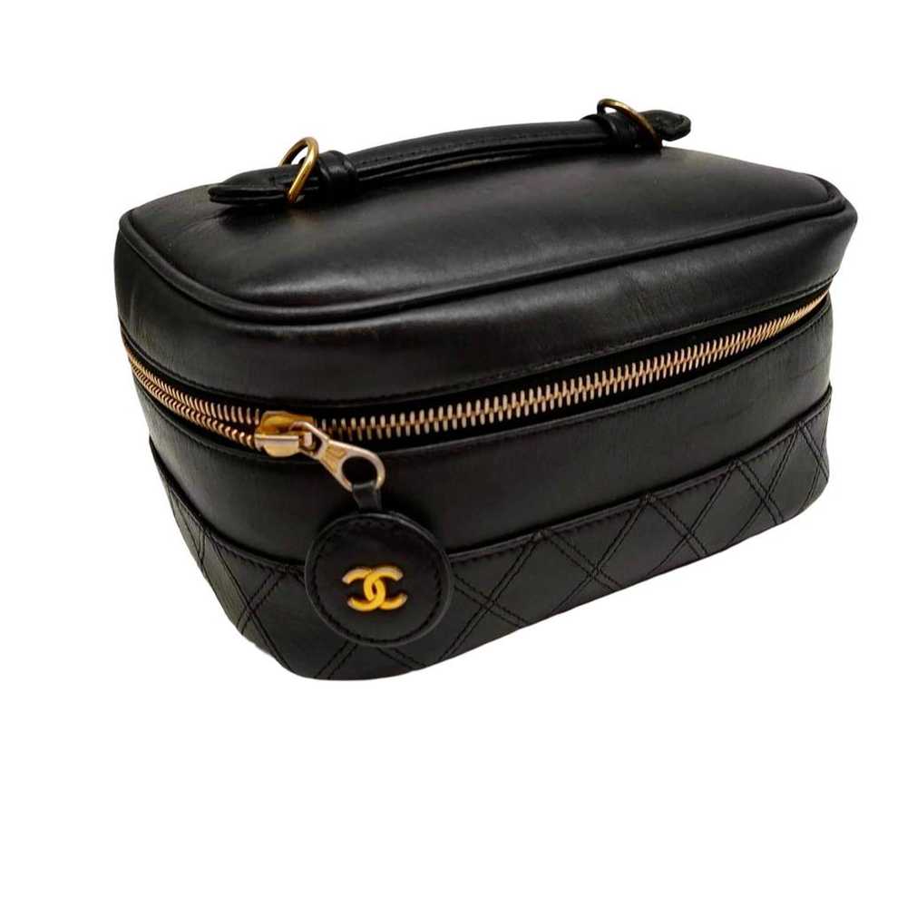 Chanel Leather vanity case - image 4