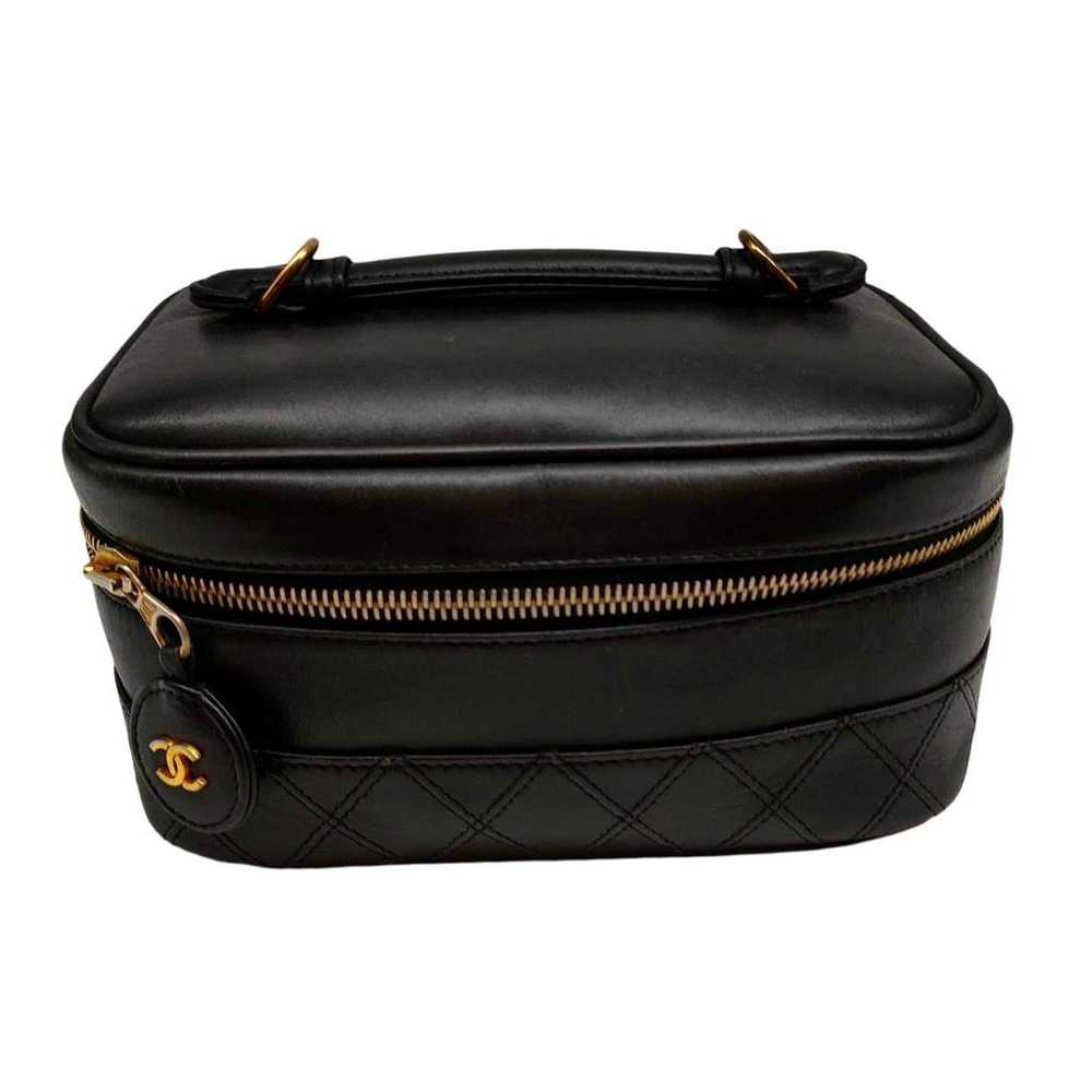 Chanel Leather vanity case - image 7