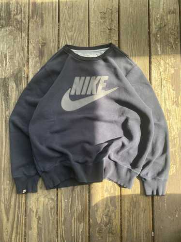 Nike × Streetwear × Vintage Vintage Nike Sweatshi… - image 1