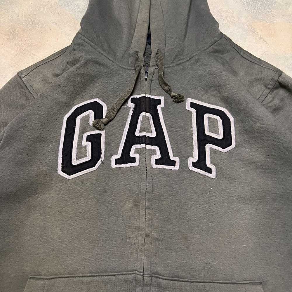 Gap × Streetwear GAP Hoodie Big Logo Distressed K… - image 2