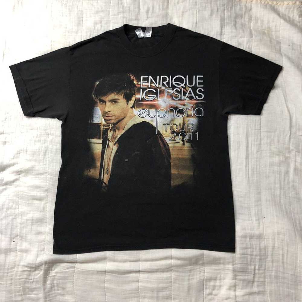 Band Tees × Rare × Vintage Enrique Iglesias Tour … - image 2