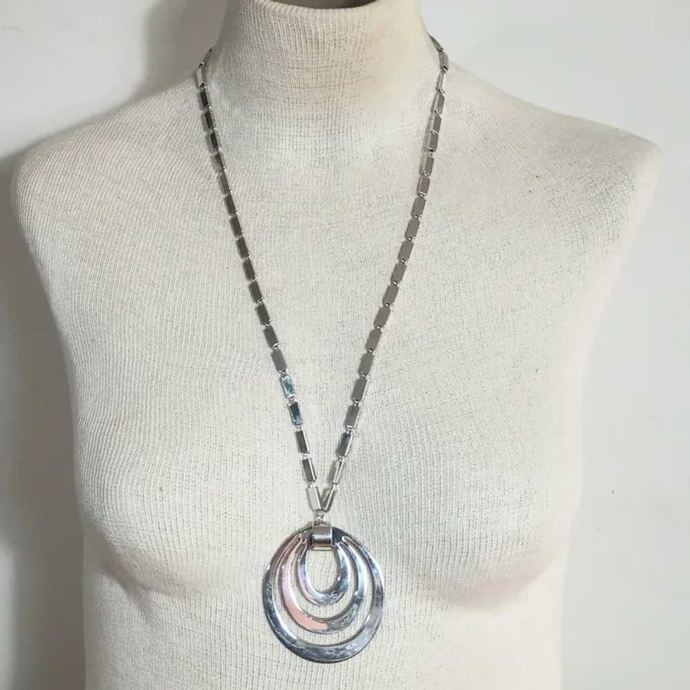 Monet 1966 Tournee pendant necklace silver tone - image 7