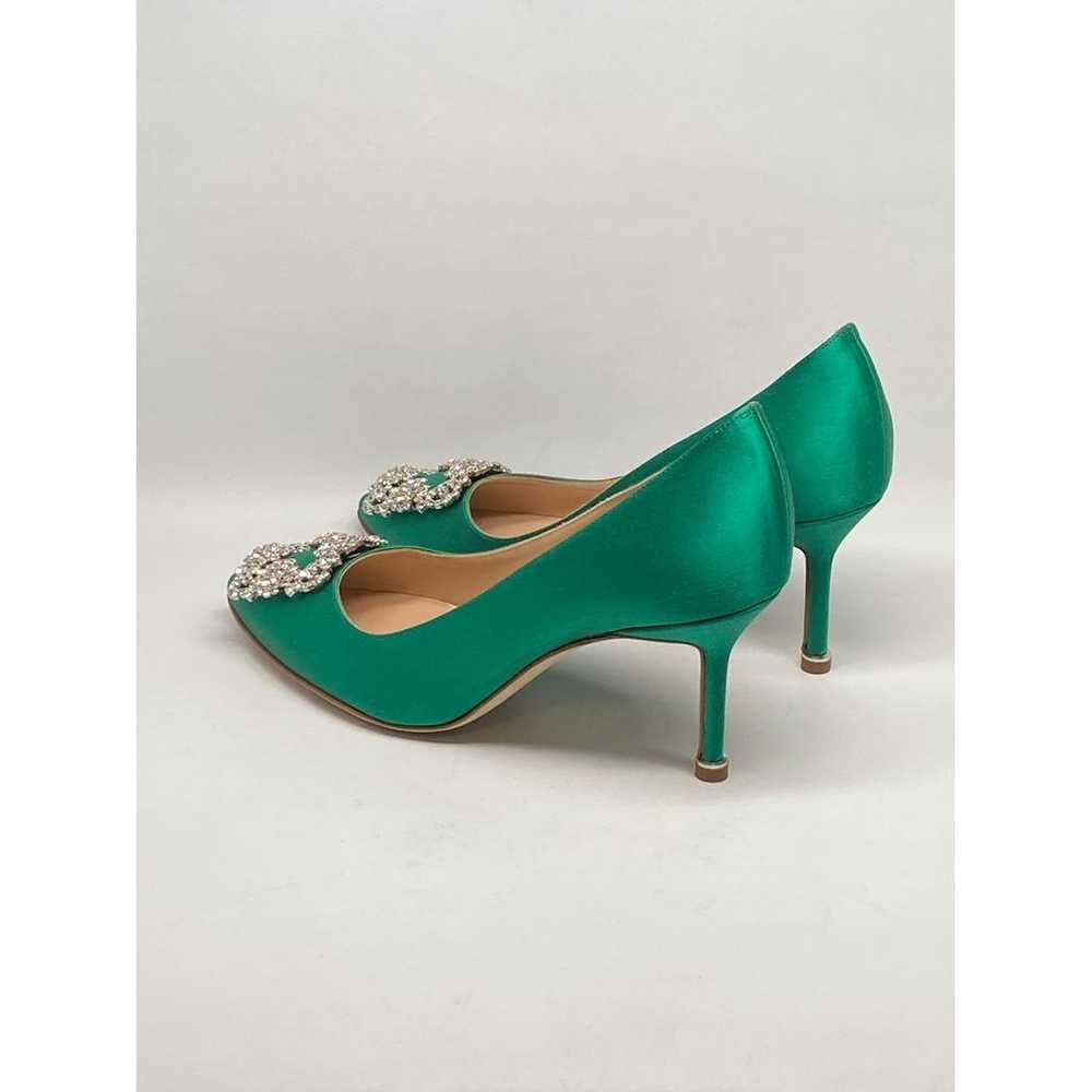 Manolo Blahnik Hangisi cloth heels - image 6