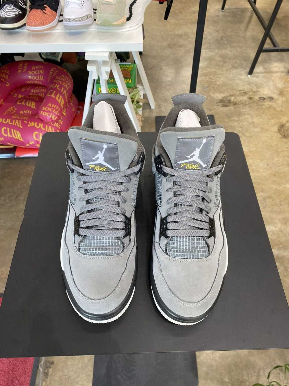 Jordan Brand Jordan 4 Cool Grey Sz. 13 (2019) - image 7