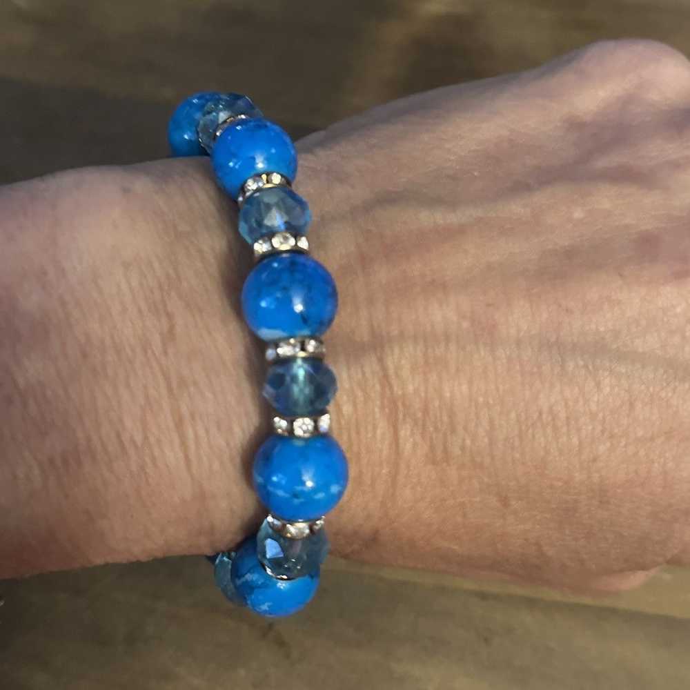 Other Blue beaded stretch bracelet with cross cha… - image 2