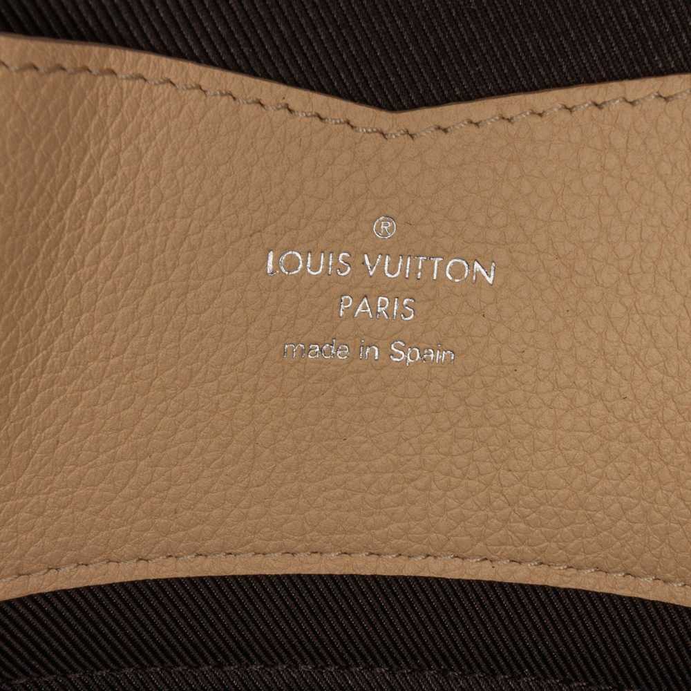 Black Louis Vuitton Lockme II Wallet - image 8