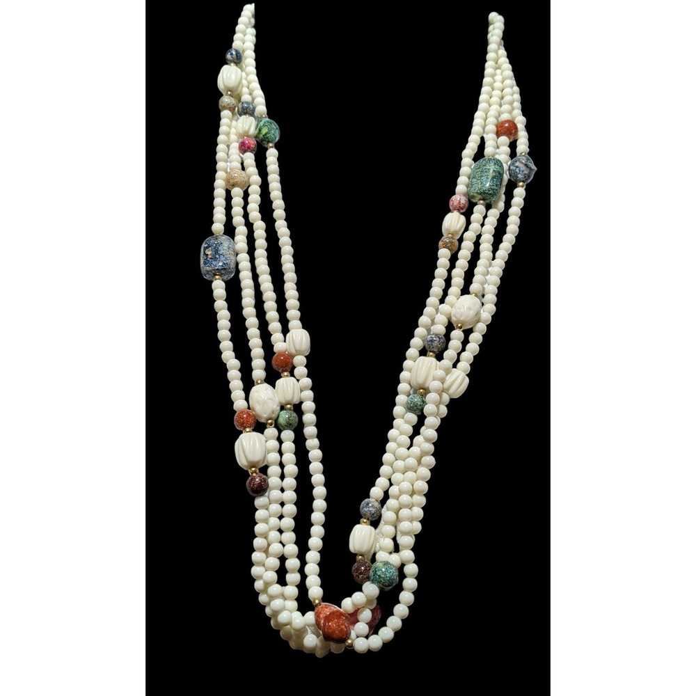 Other Vintage White And Rainbow Beaded Lucite Nec… - image 2