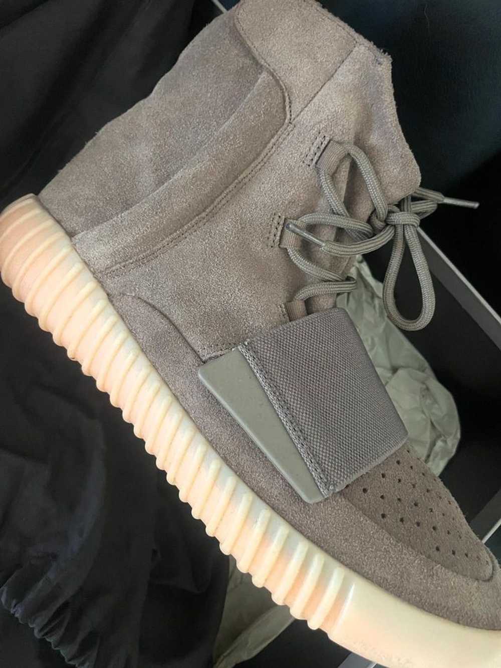 Adidas Yeezy Boost 750 Chocolate - image 4