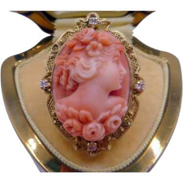 Very Fine Vintage Italian Coral Cameo, 14K  and Di