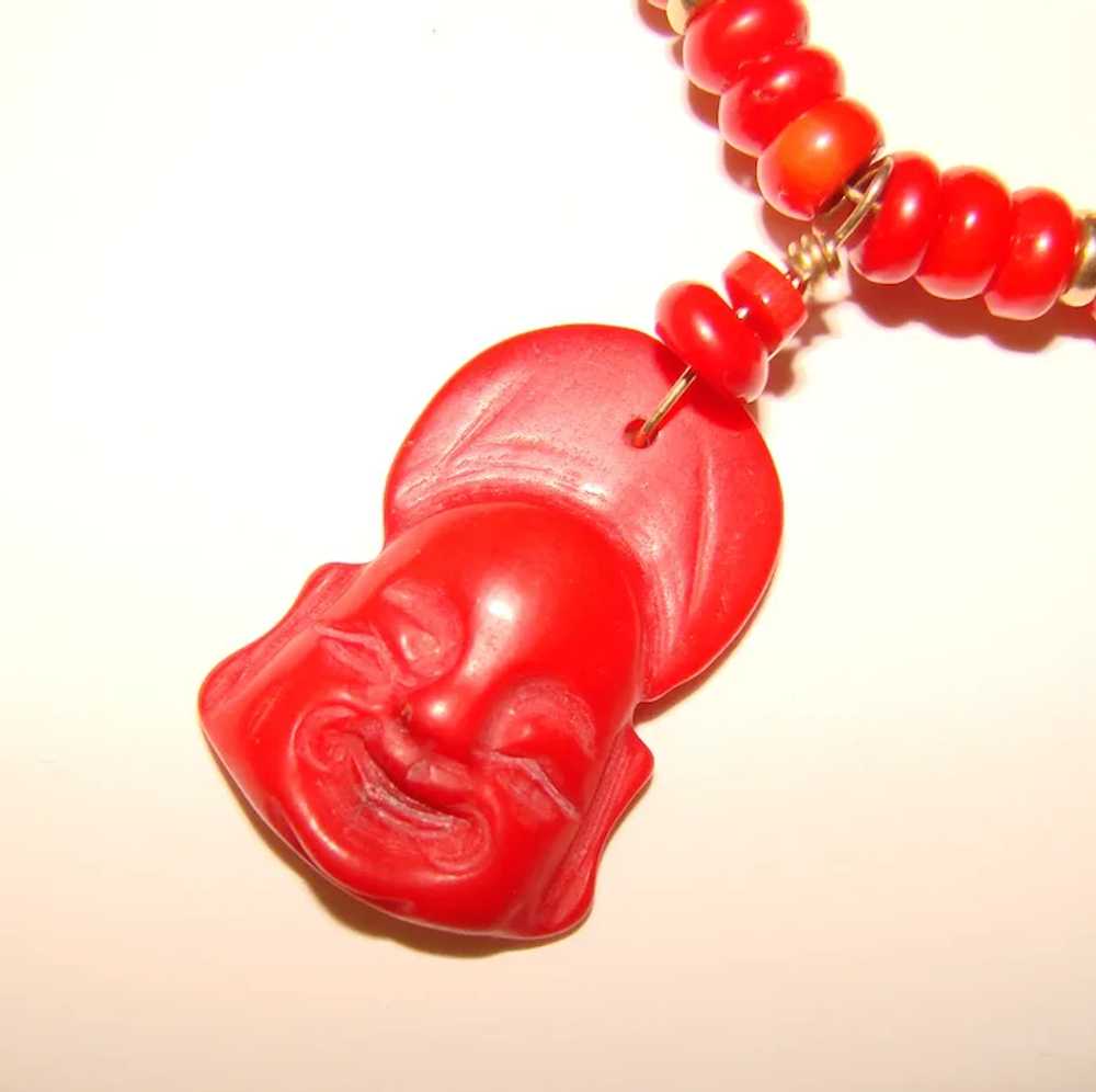 Fabulous CARVED CORAL Vintage Necklace - Happy Bu… - image 3