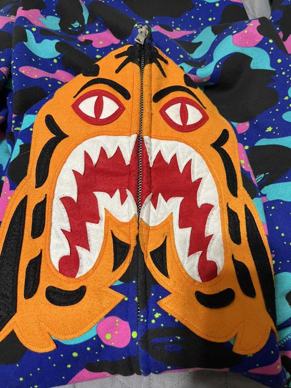 Bape × Kid Cudi Bape x Kid Cudi Tiger Full Zip Ho… - image 4