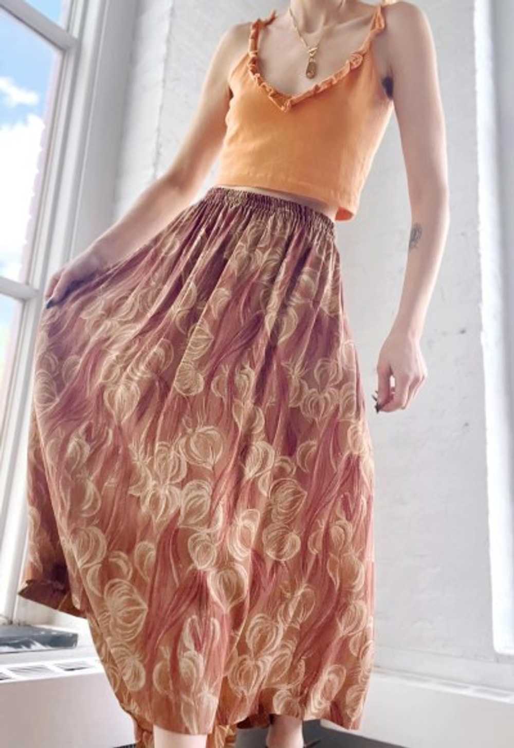 Laura Biagiotti silk peachy tomomato skirt - image 3