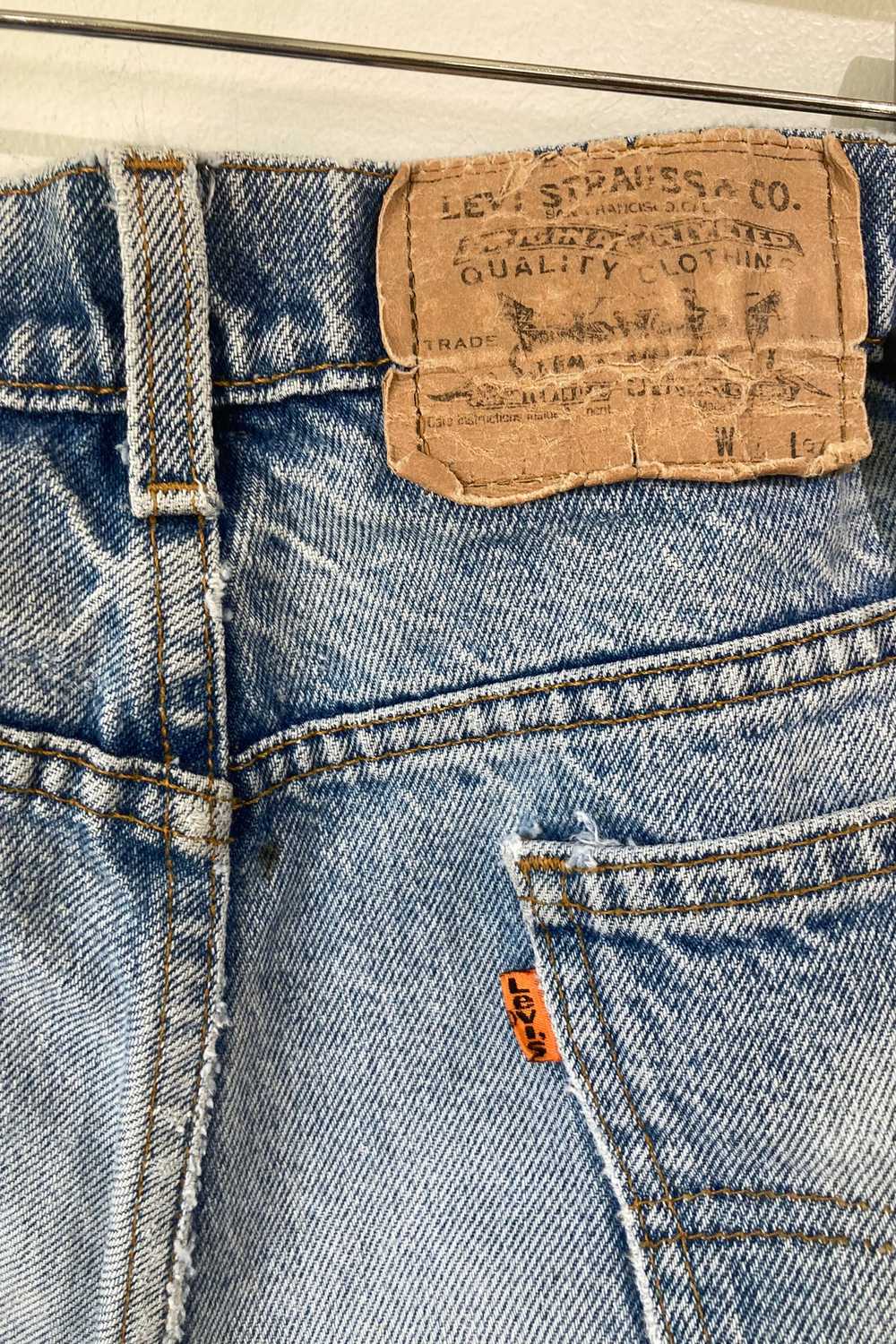 Vintage Levi's High Rise Orange Tab Jeans 32”-33" - image 8